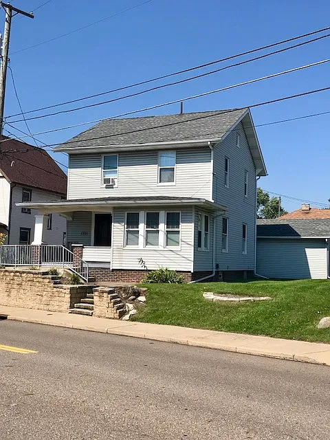 1301 25th St NW photo 1