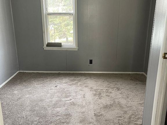 3rd image of 1714 W Pardee St