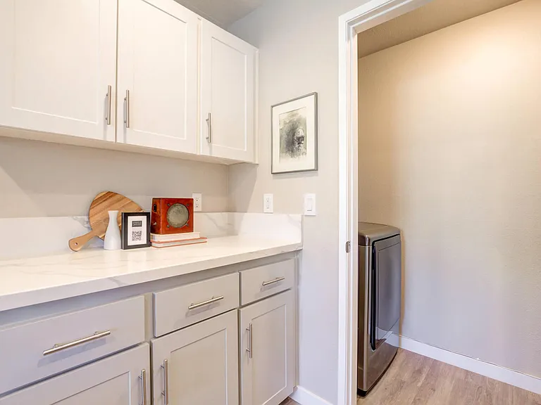 River Ranch Townhomes & Apartments — Photo 78
