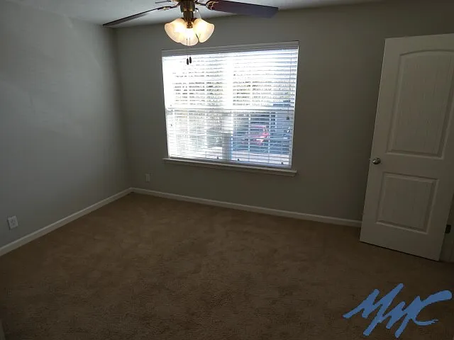 1511 Orange Ct — Photo 18
