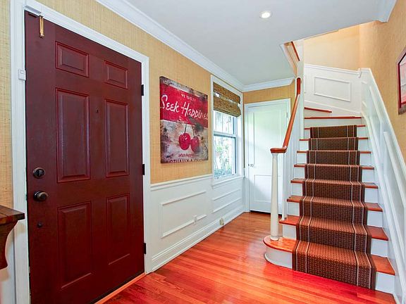 5th image of 805 N Swinton Ave