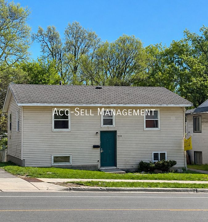 1st image of 530 Hall St SE