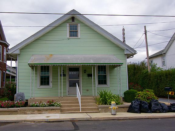 2nd image of 1249 E Old Cumberland St