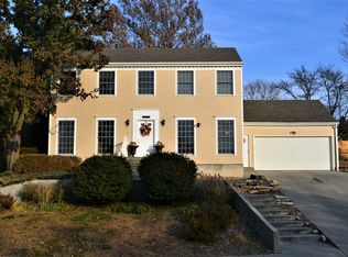 1516 1st St, Clay Center, KS 67432