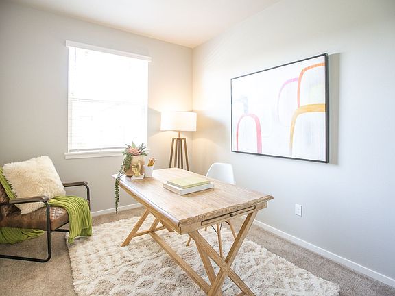 5th image of 421 NE 80th Ave APT 202