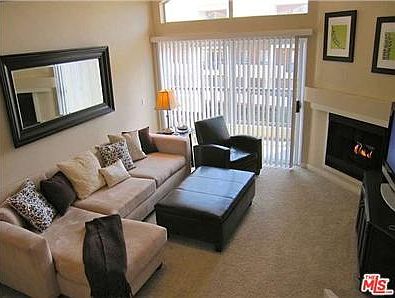 2nd image of 21520 Burbank Blvd APT 305