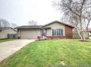 107 E Briarcliff Dr, Saint Joseph, IL