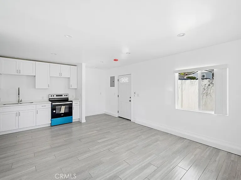 2926 Fairmount Ave #1/4 — Photo 1