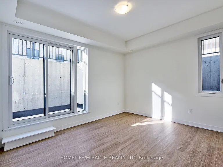 8 David Eyer Rd #1221 — Photo 13