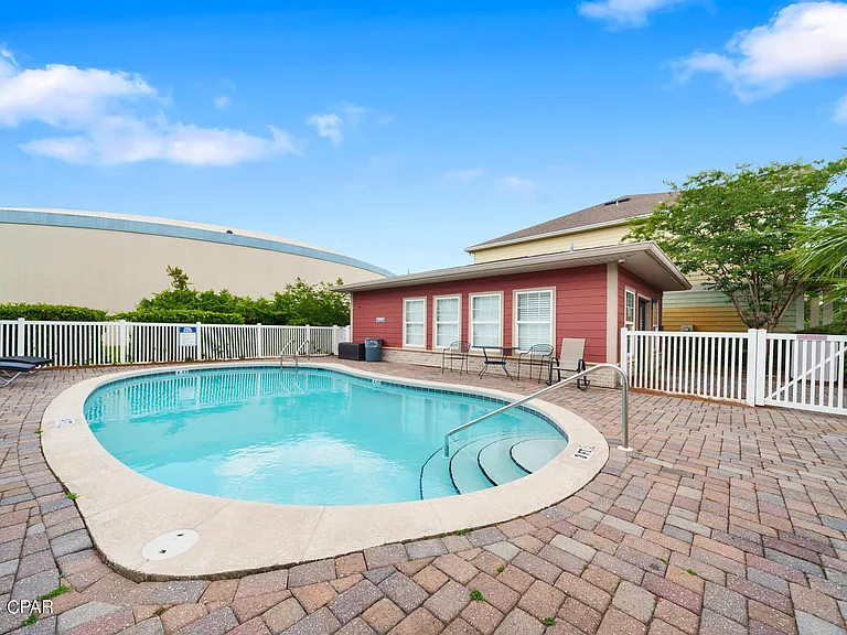 7207 Quail Hollow Dr — Photo 28