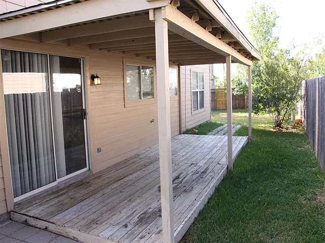 3352 Chapel Wood Ct — Photo 11