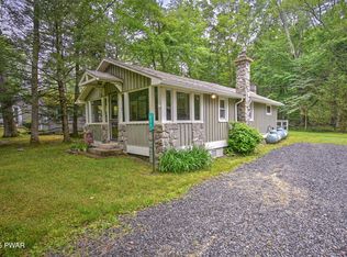 121 Ness Rd, Dingmans Ferry, PA 18328