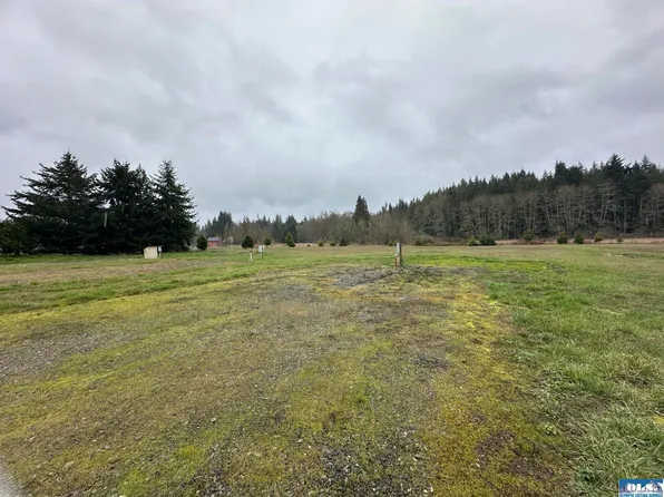 505 N Barr Rd, Port Angeles, WA 98362