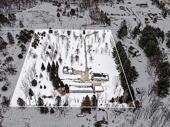 2nd image of 6189 Willits Rd