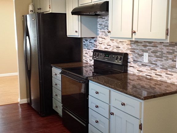 4th image of 7104 E 127th St