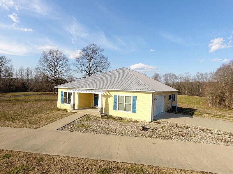 36 Douglas Dr, Russell Springs, KY 42642 MLS 24003701 Zillow