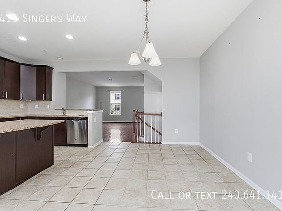 4th image of 7435 Singers Way