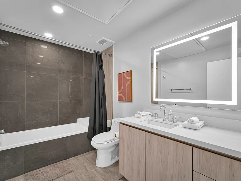845 S Saint Andrews Pl — Photo 24