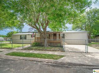4907 Elk St, Victoria, TX 77904