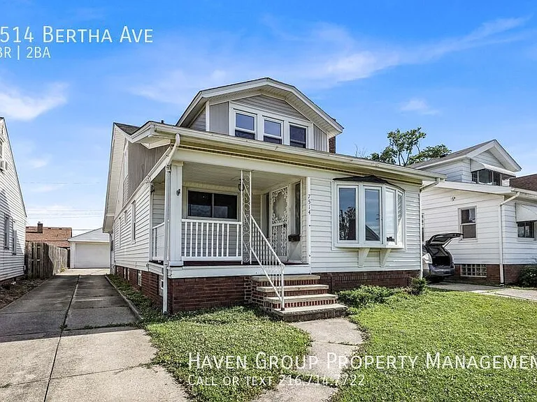 7514 Bertha Ave — Photo 2