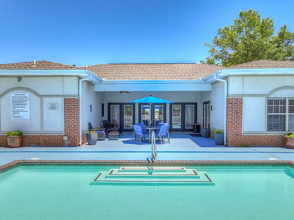 Parham Pointe