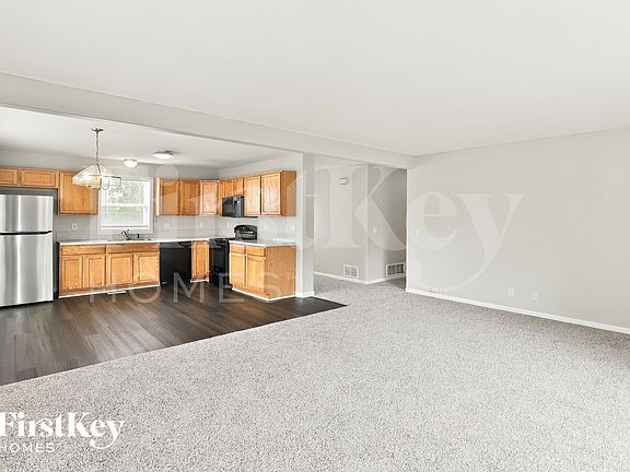 4th image of 7308 E 122nd St