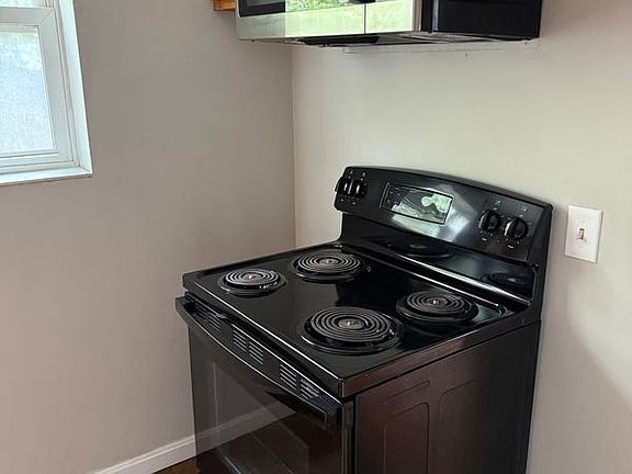 5th image of 4429 Reading Ln APT 1
