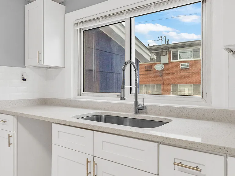 3606 Cadieux Rd — Photo 12
