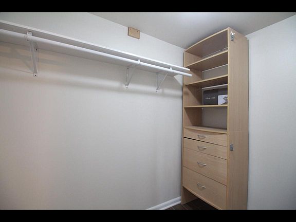 5th image of 4728 Venus St #2