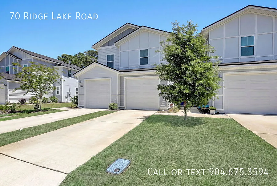 Stunning 3 Bedroom Townhome in Desirable Park Ridge St. Augustine Living at Its Best! — Photo 2