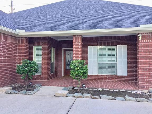 4th image of 10219 Sand Dollar Dr