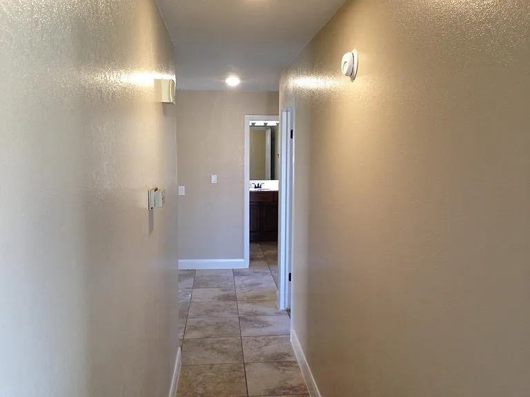 910 E Fort Pierce Dr N — Photo 22