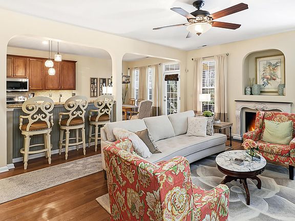 2nd image of 1618 Indaba Way