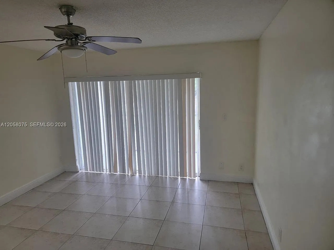 Sun Vista Gardens Condo — Photo 3