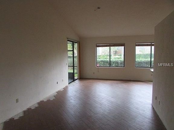 2nd image of 543 Via Fontana Dr Unit 102
