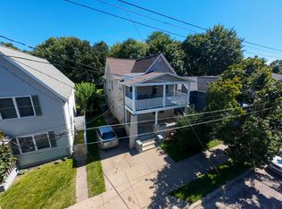 818 Alpine Ave NW, Grand Rapids, MI 49504