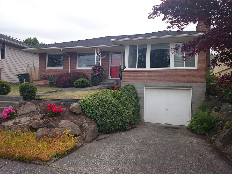 2nd image of 2812 32nd Ave W