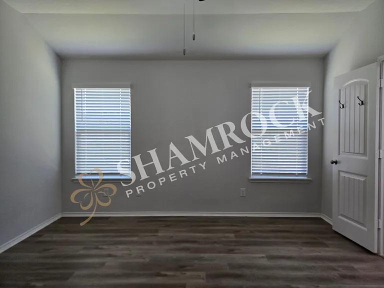 11204 Beckon Falls Dr — Photo 10