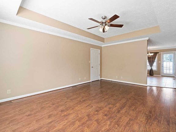5th image of 660 Wolfchase Ct