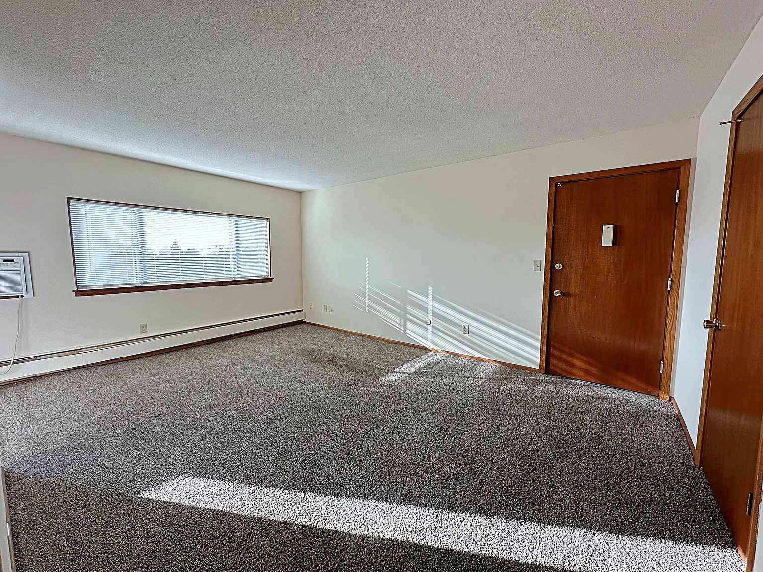 Davern Park Apartments — Photo 2