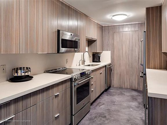 5th image of 130 Sunrise Ave APT 509