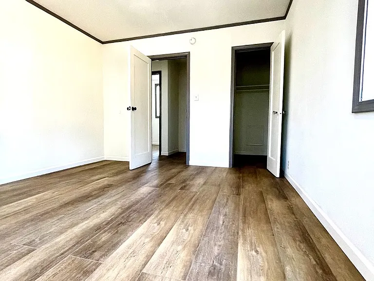 1339 S Sycamore Ave — Photo 9