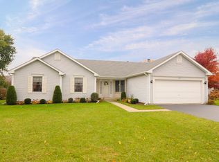 216 Thornbury Dr, Oswego, IL 60543