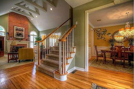 4th image of 4225 Highborne Dr NE