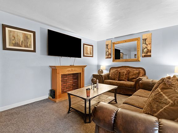 4th image of 4540 S Lynhurst Dr