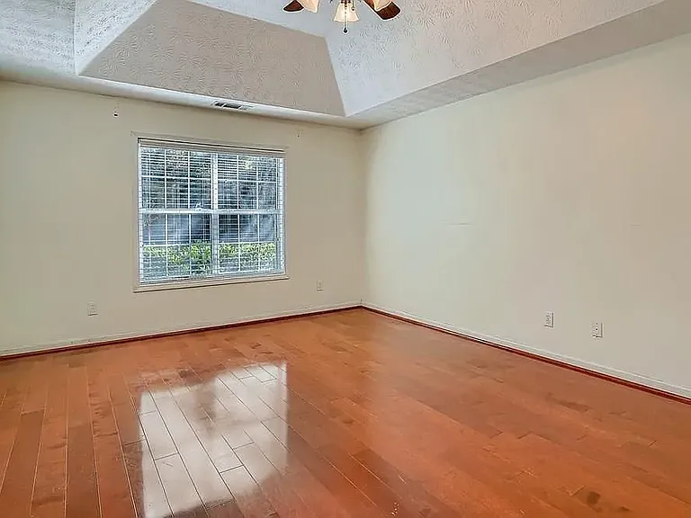 4019 Duncan Ives Dr — Photo 10