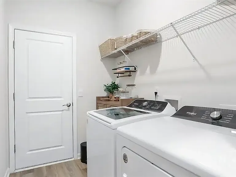 168 Holloway Hl — Photo 5
