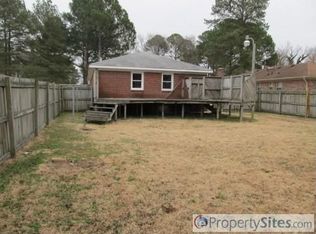 1301 Laurel Ave, Chesapeake, VA 23325