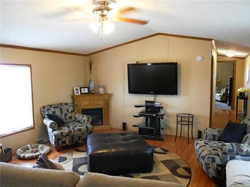 4th image of 54 Driftwood Ln
