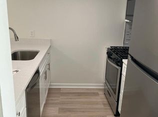 36 Country Place Ct, Alpharetta, GA 30005